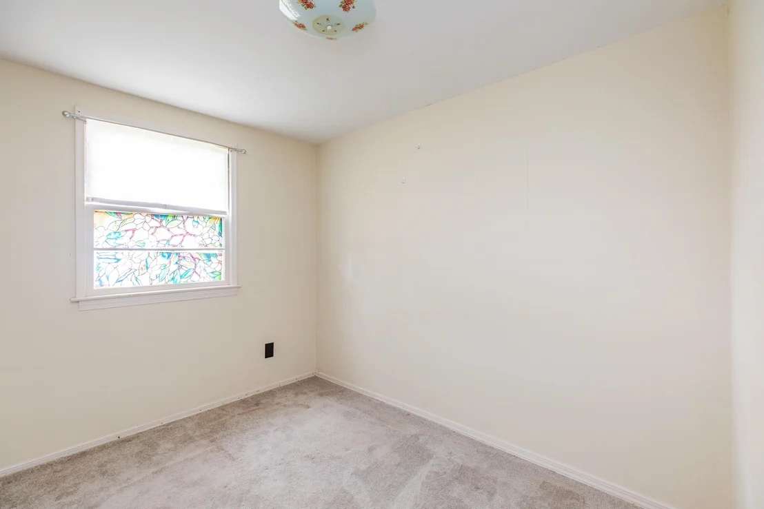 Photo of 19 Tucker