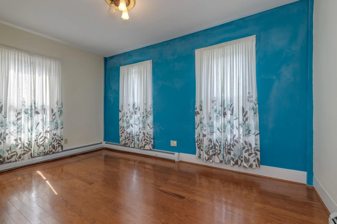 Photo of 51 Laurel