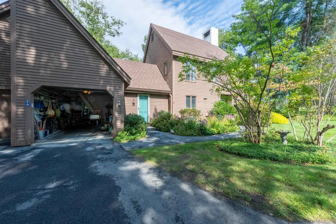 Photo of Unit 2A at 807 Murphys