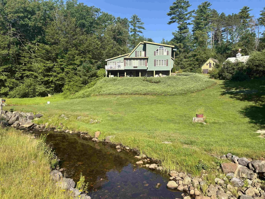 Photo of 339 Burnham