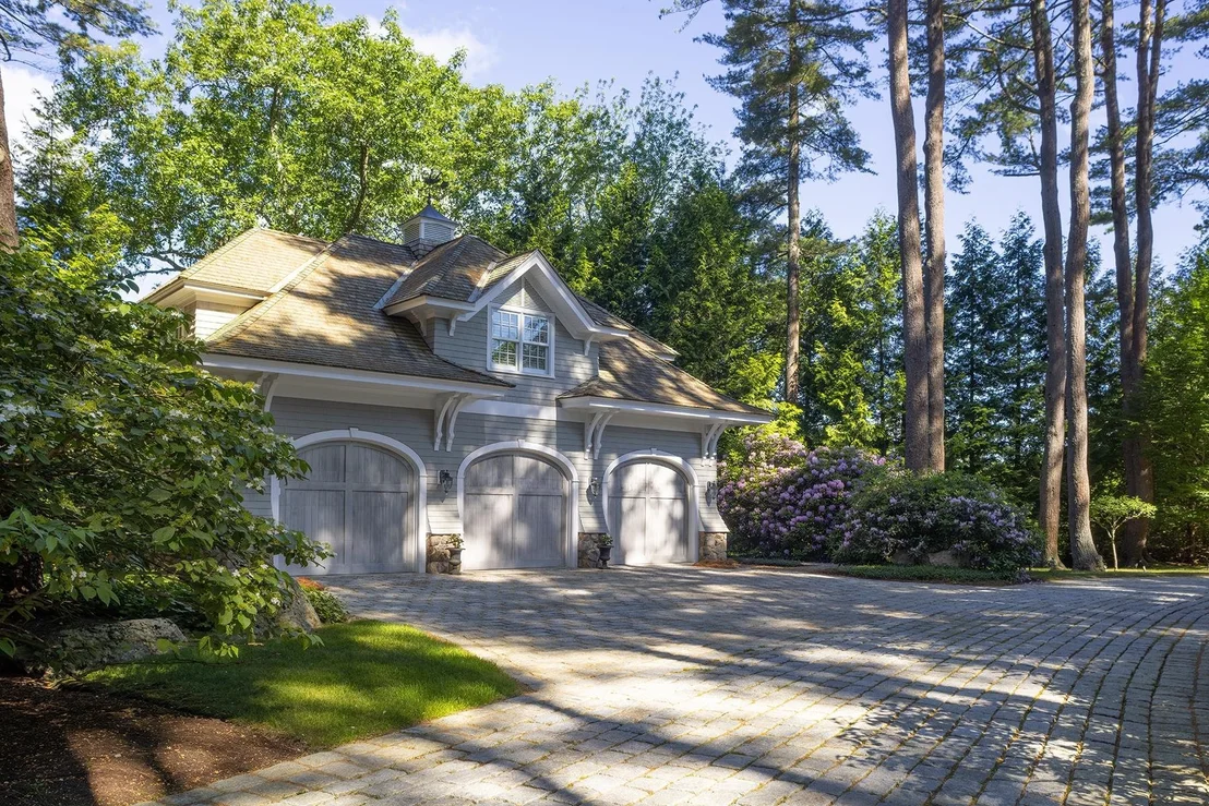 Photo of 15 Runnymede