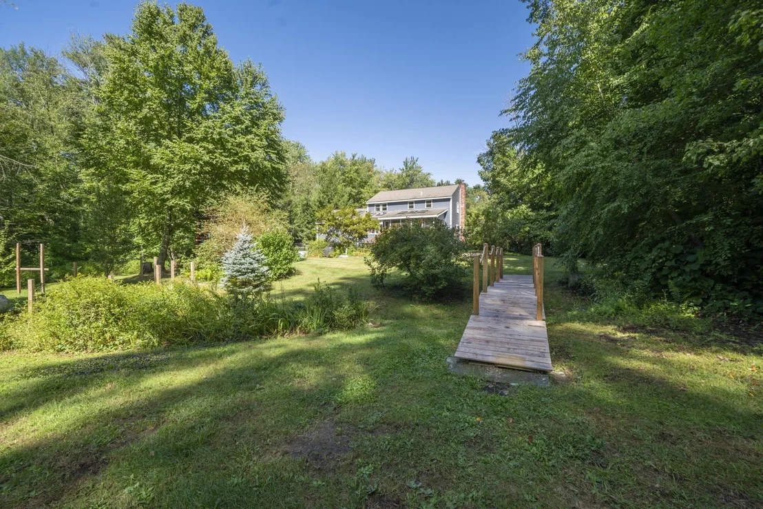 Photo of 28 Longview