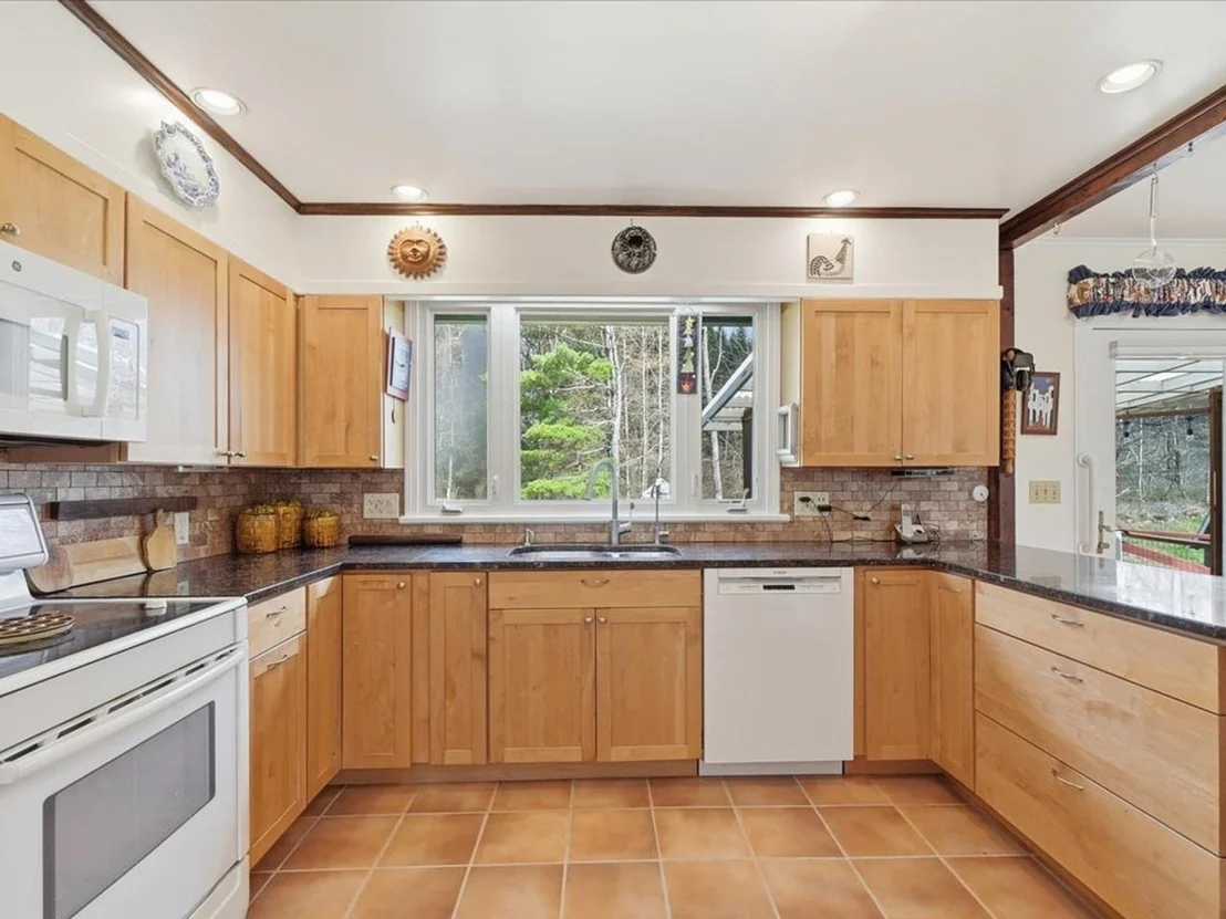 Photo of 12 Briar Patch