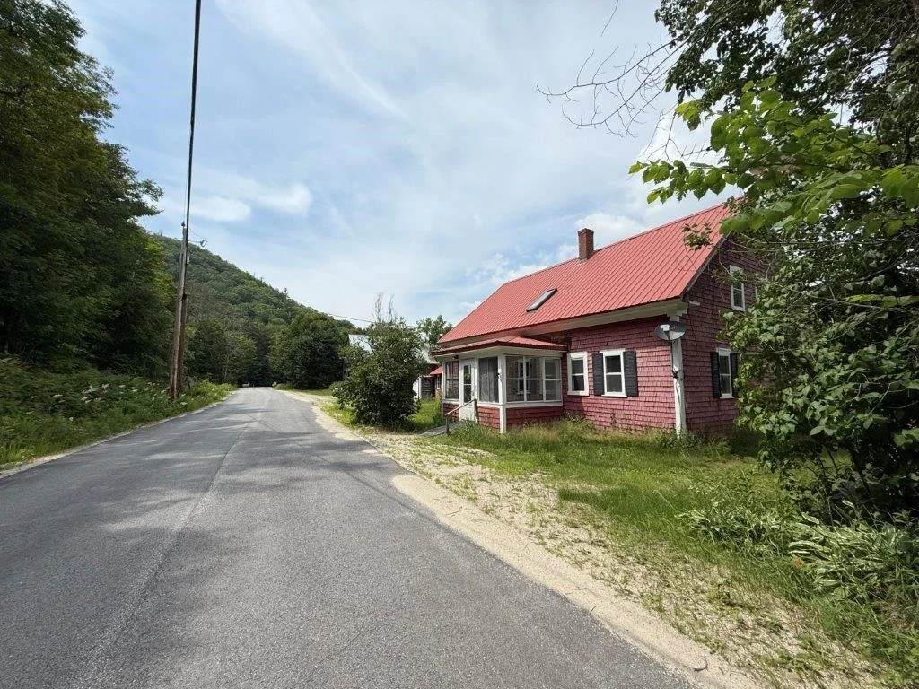 Photo of 446 Walker Brook