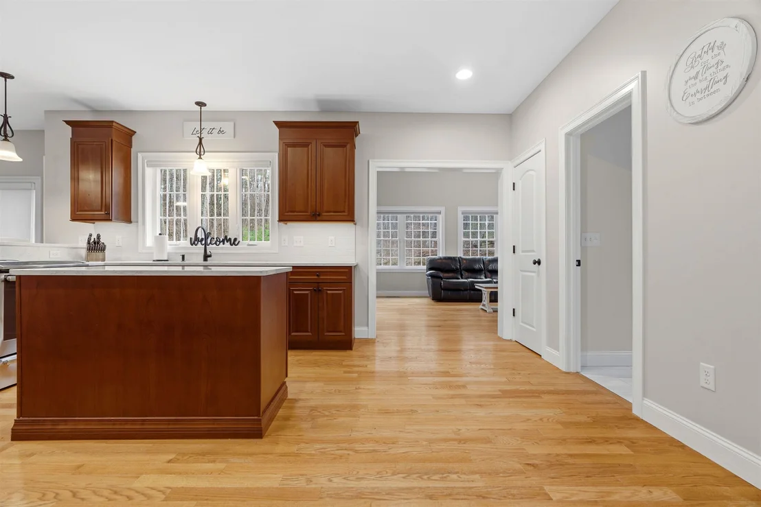 Photo of 18 Longmeadow
