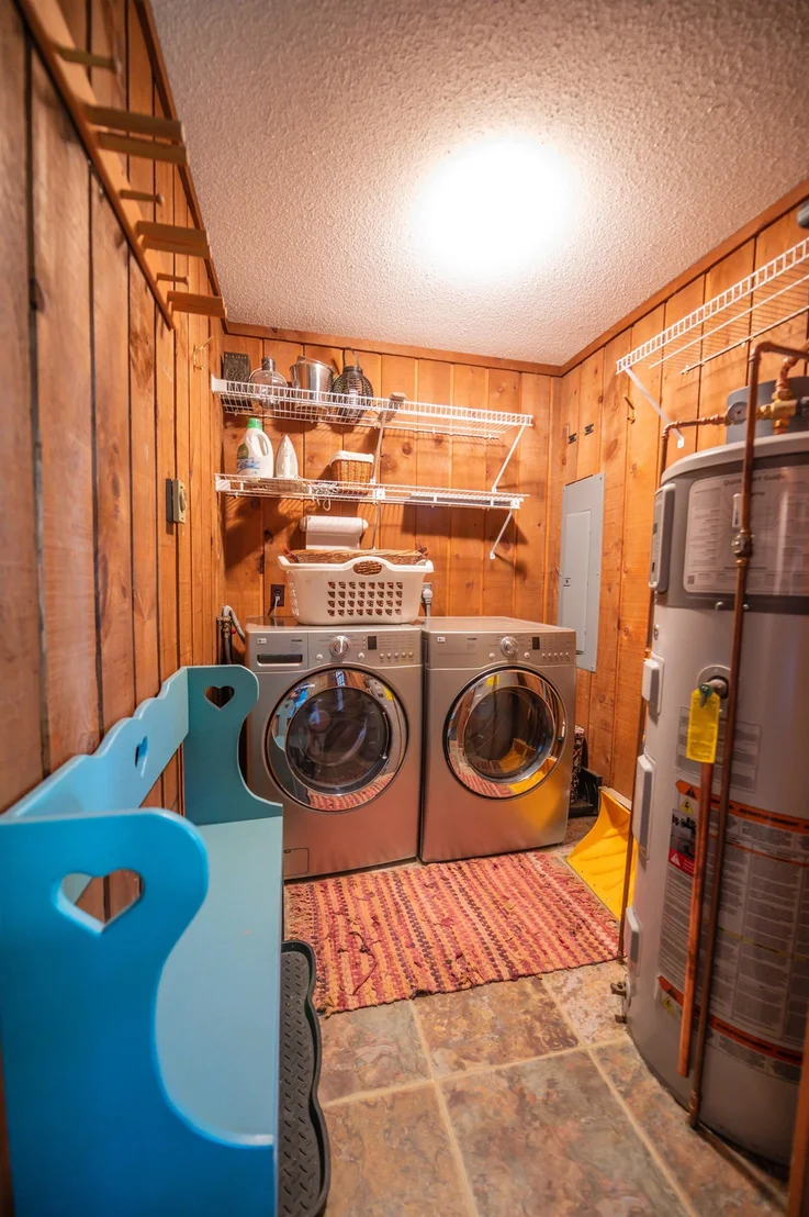 Photo of 49 West