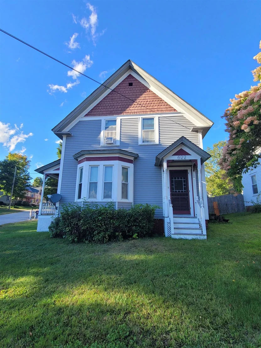 Photo of 622 Central