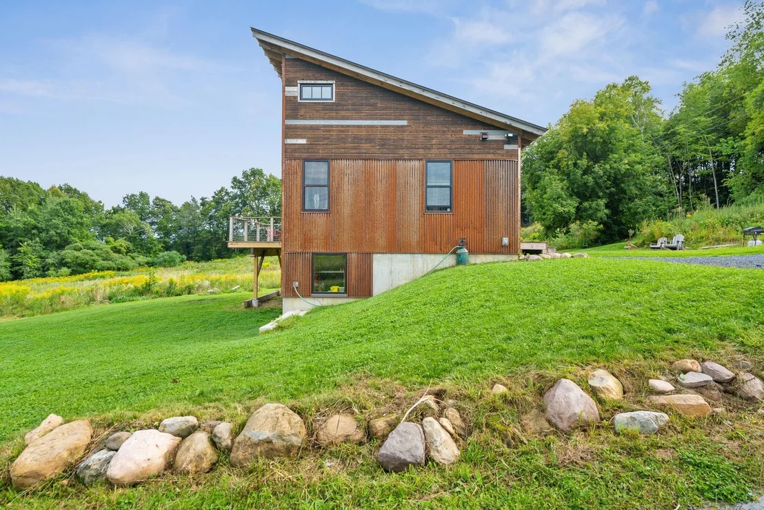 Photo of 2944 Shellhouse Mountain