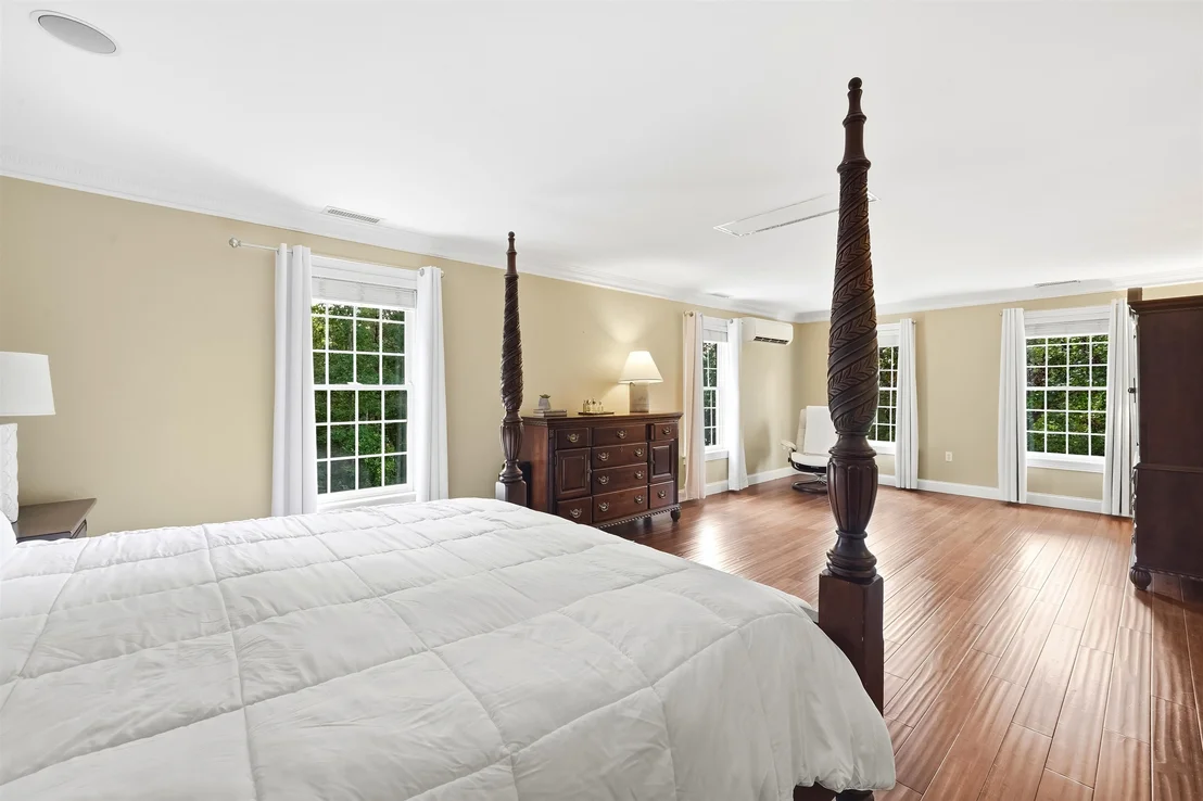 Photo of 5 Sherwood