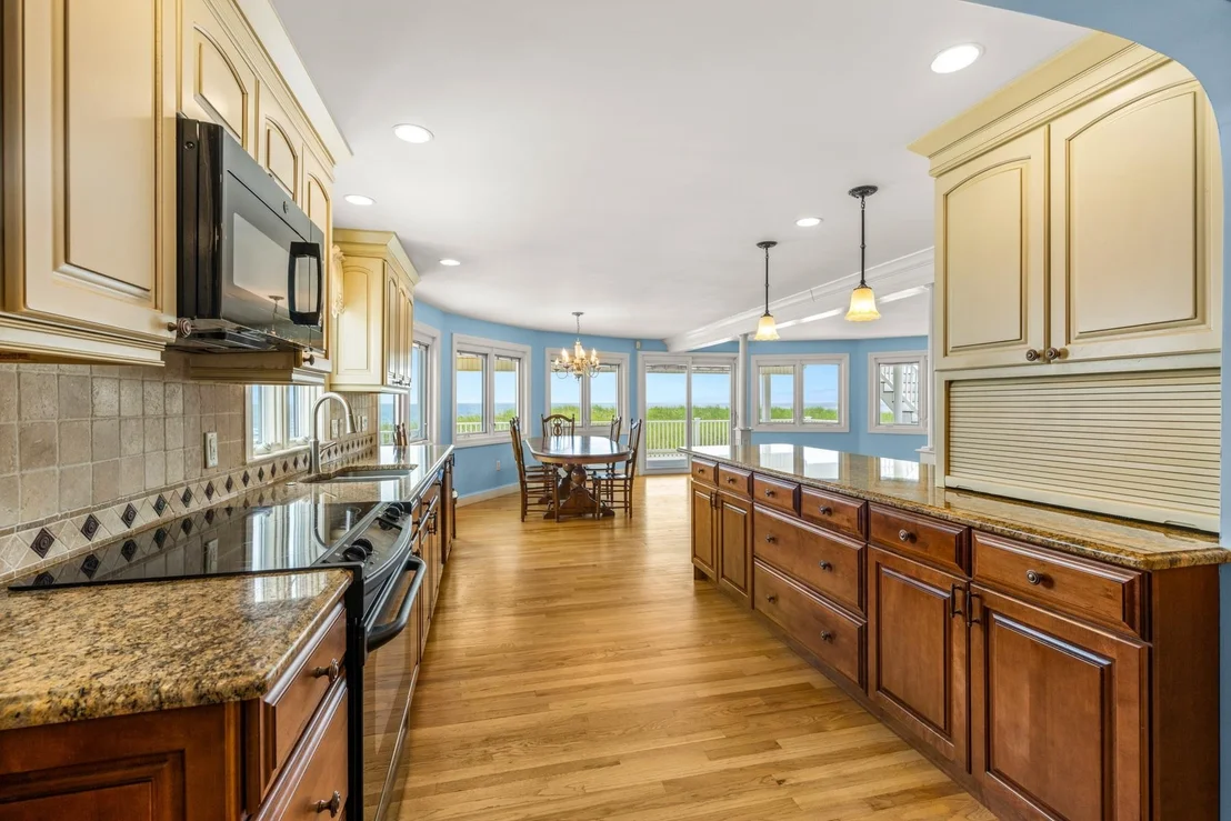 Photo of 103 Ocean