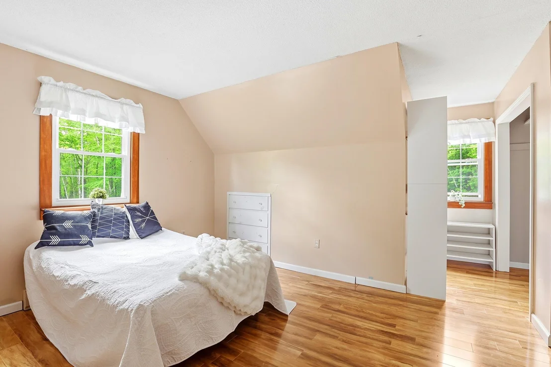 Photo of 110 Podunk