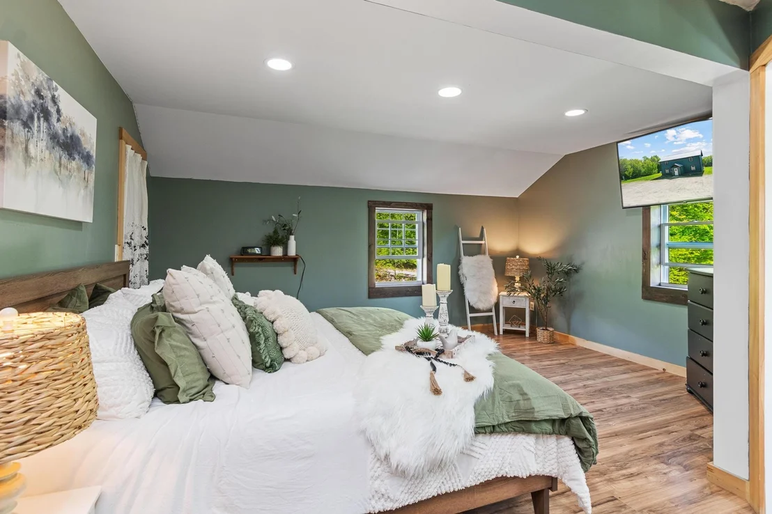 Photo of 559 Valley View