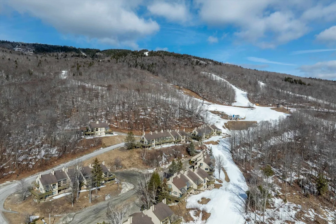 Photo of Unit 36E at 320 Okemo Trailside