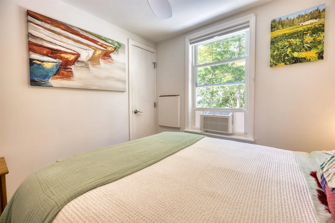 Photo of 72 Ridge