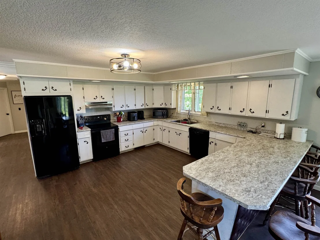 Photo of 252 Mountain View