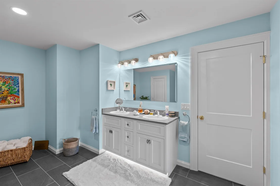 Photo of 32 Mountain View