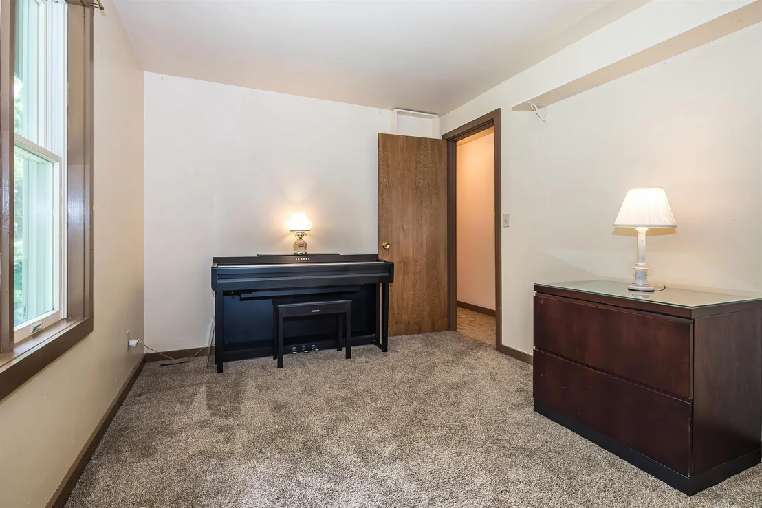 Photo of 819 Buttles