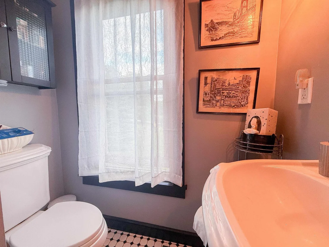 Photo of 31 Amerio