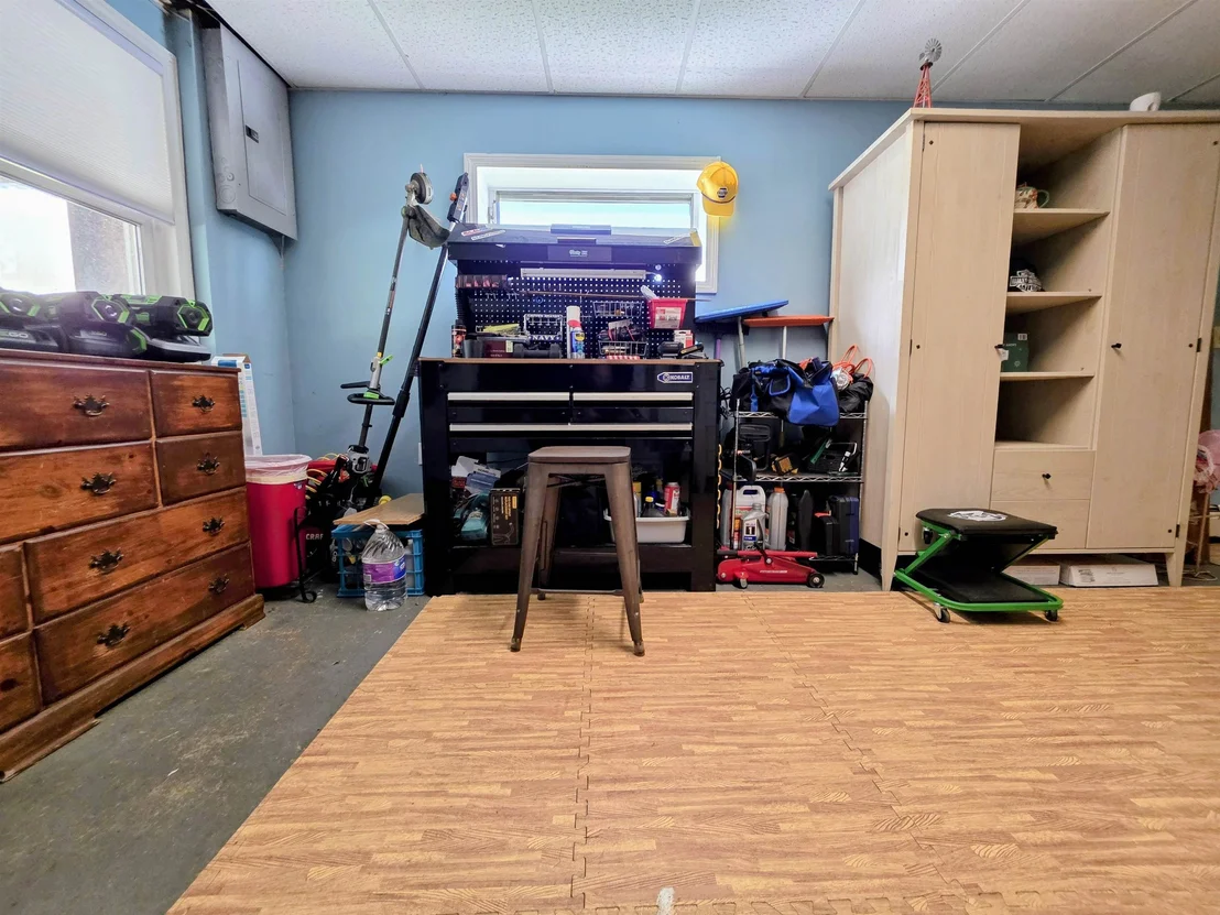 Photo of 255 Gray