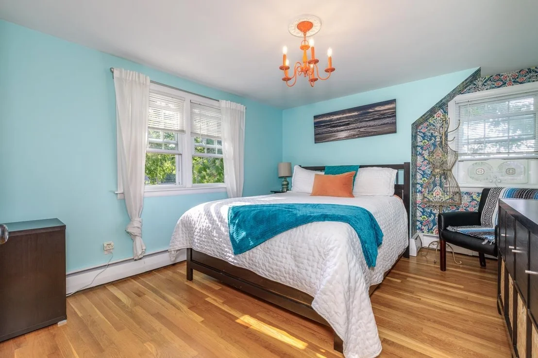 Photo of 234 W Haven