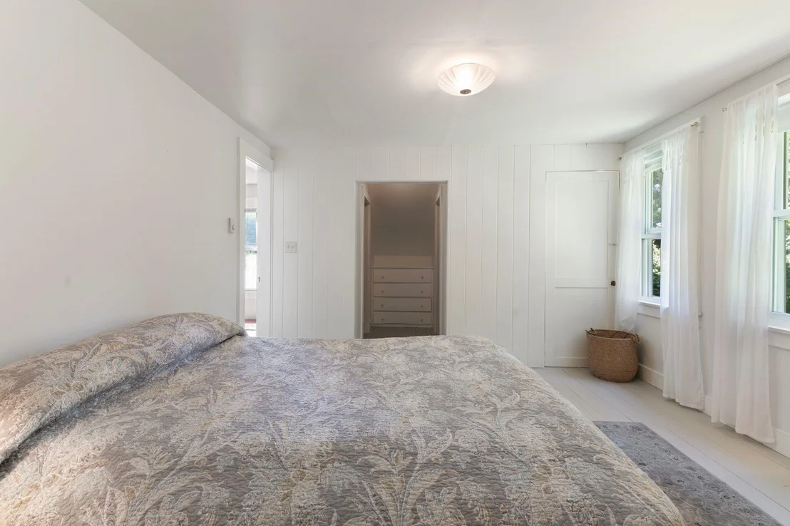 Photo of 19 Blakeslee
