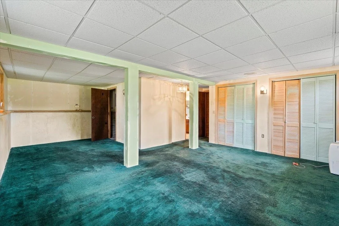 Photo of 17 Meadowbrook