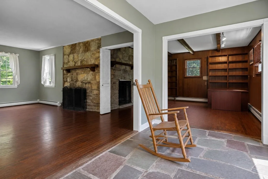 Photo of 1039 Berwal