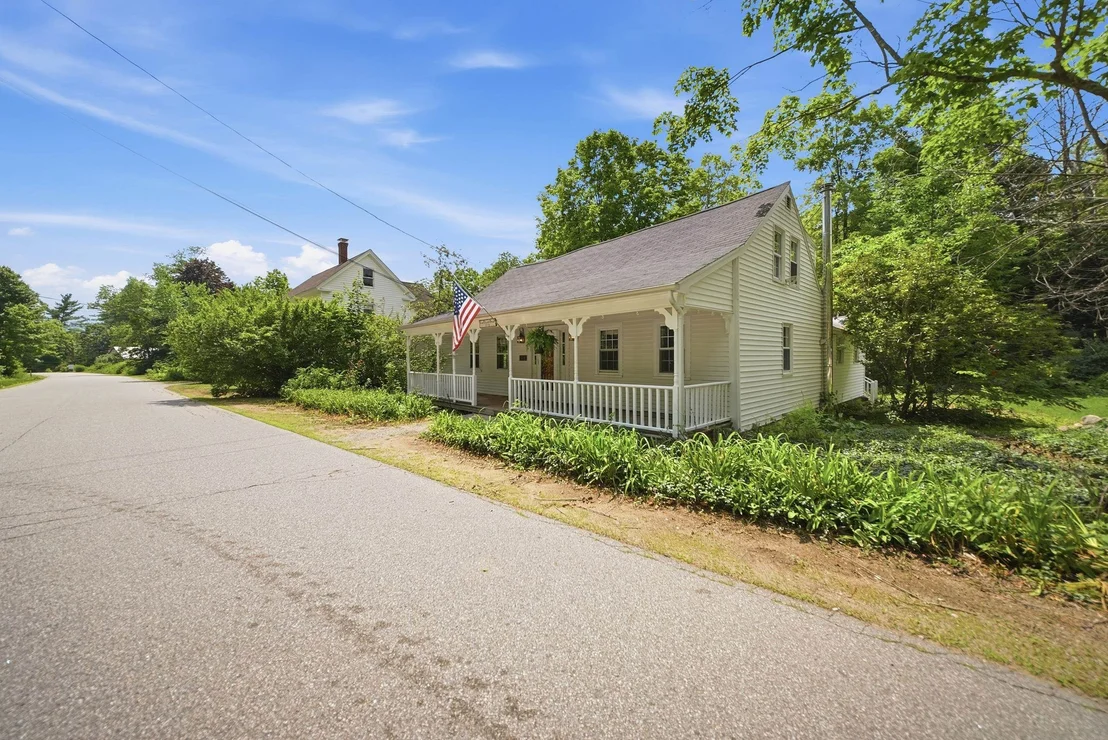 Photo of 60 Old Deerfield