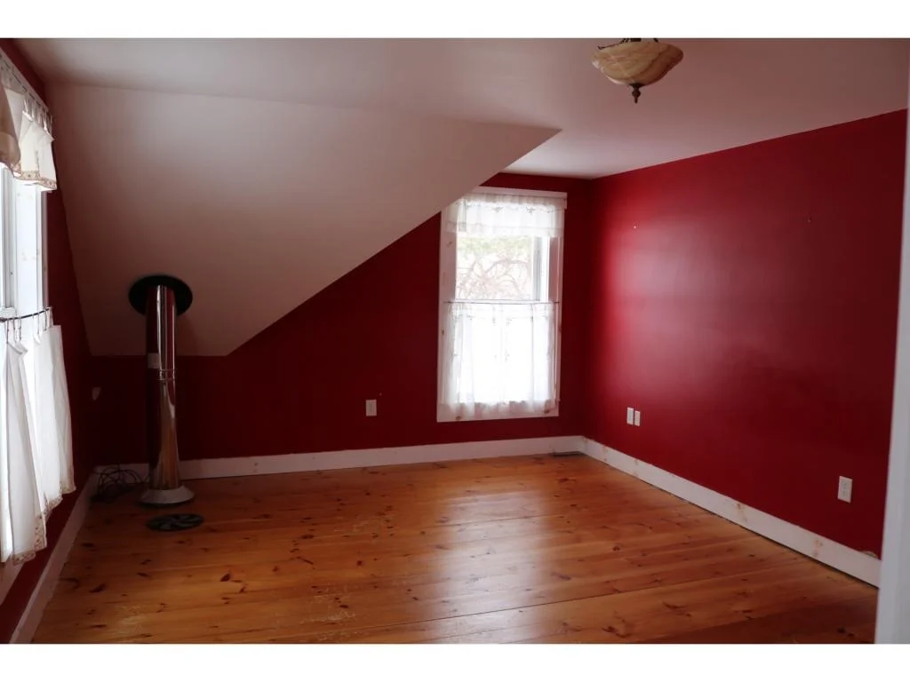 Photo of 4900 Lake