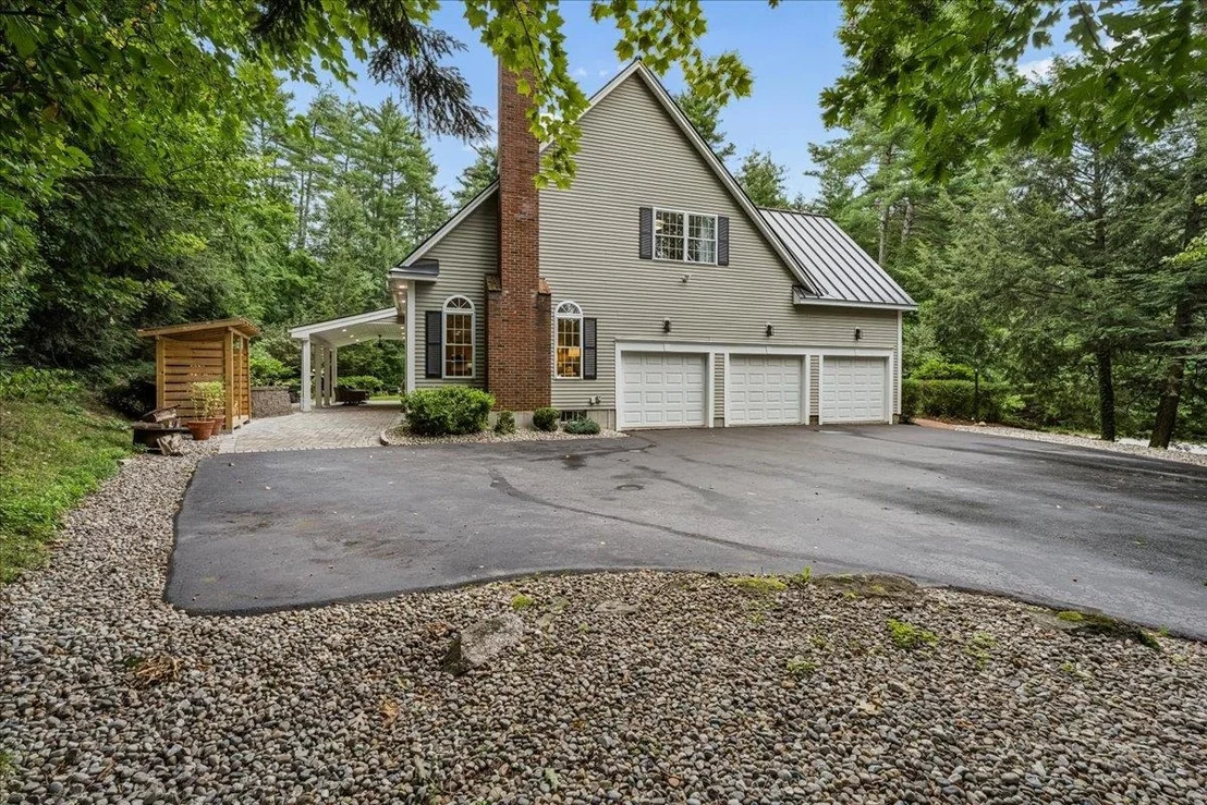 Photo of 75 Tirrell