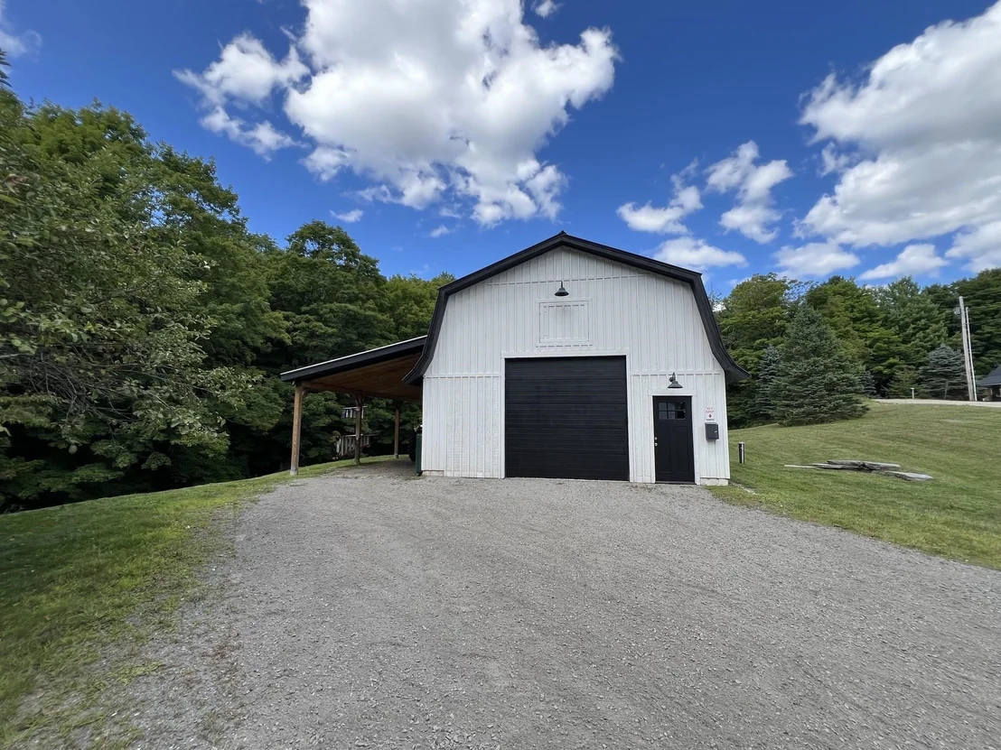Photo of 135 East Ridge