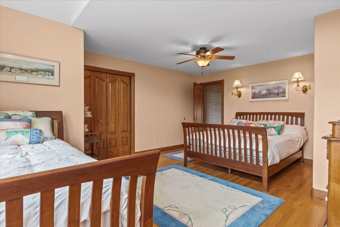 Photo of 1784 Nelson Hill