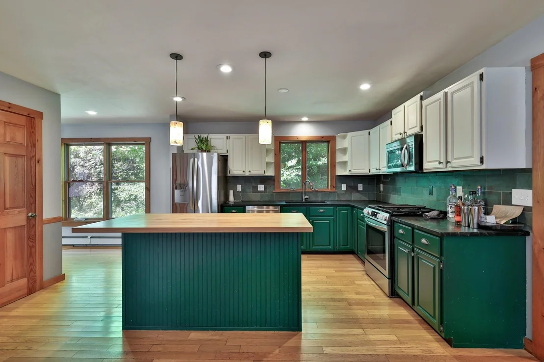 Photo of 38 Stony Brook