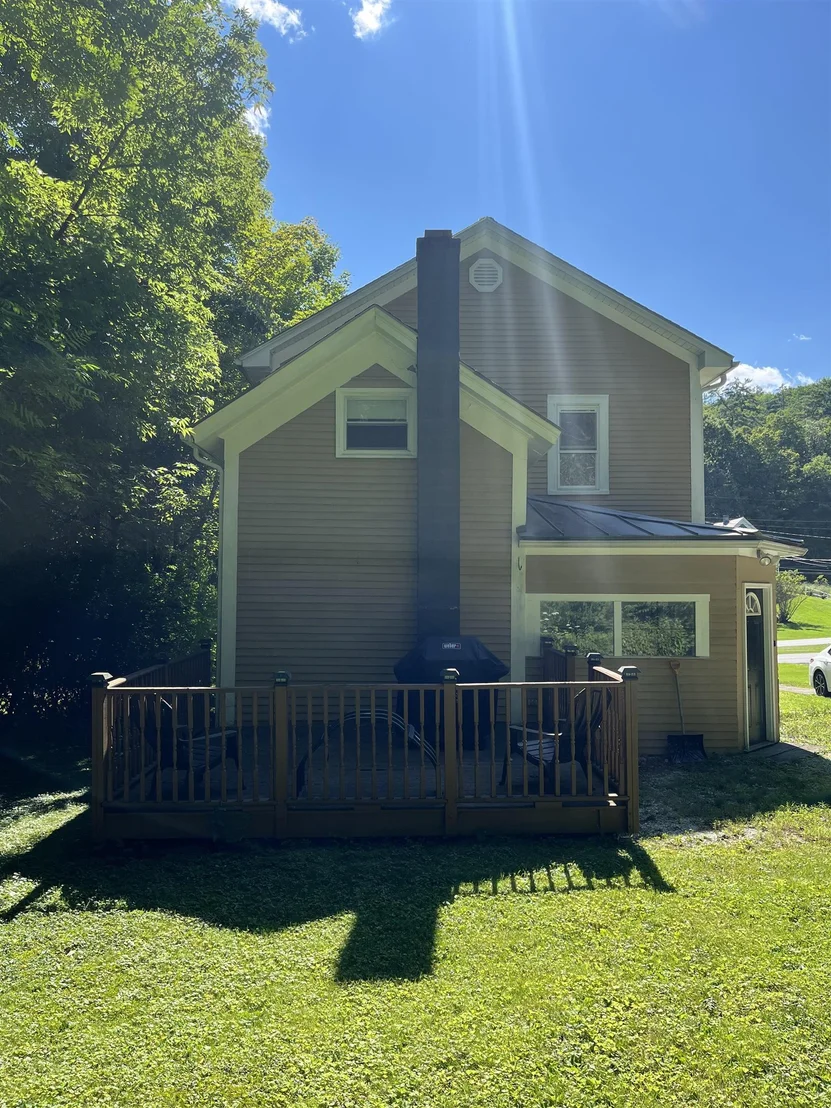 Photo of 24 Pleasant