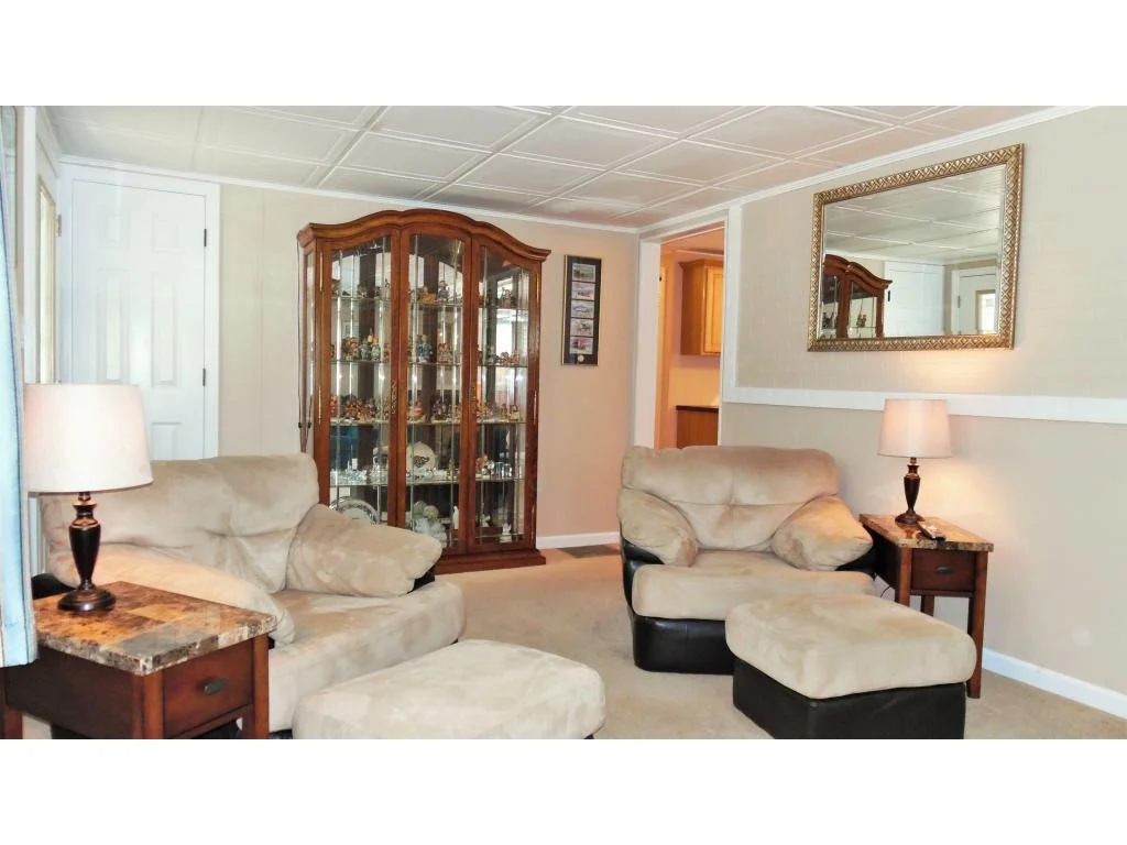 Photo of 235 Robin Hood Dr