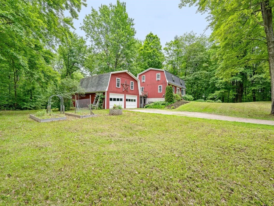 Photo of 1128 Hardscrabble