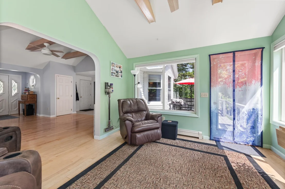 Photo of 56 Barry Highlands