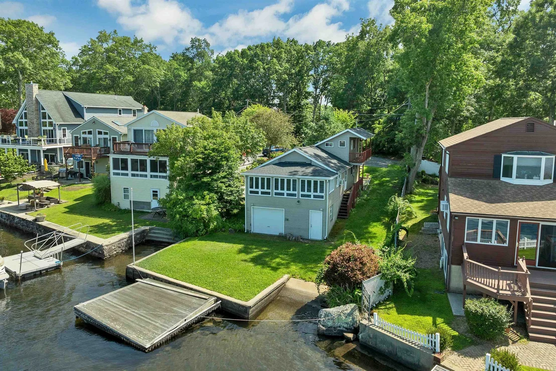 Photo of 93 Conleys Grove
