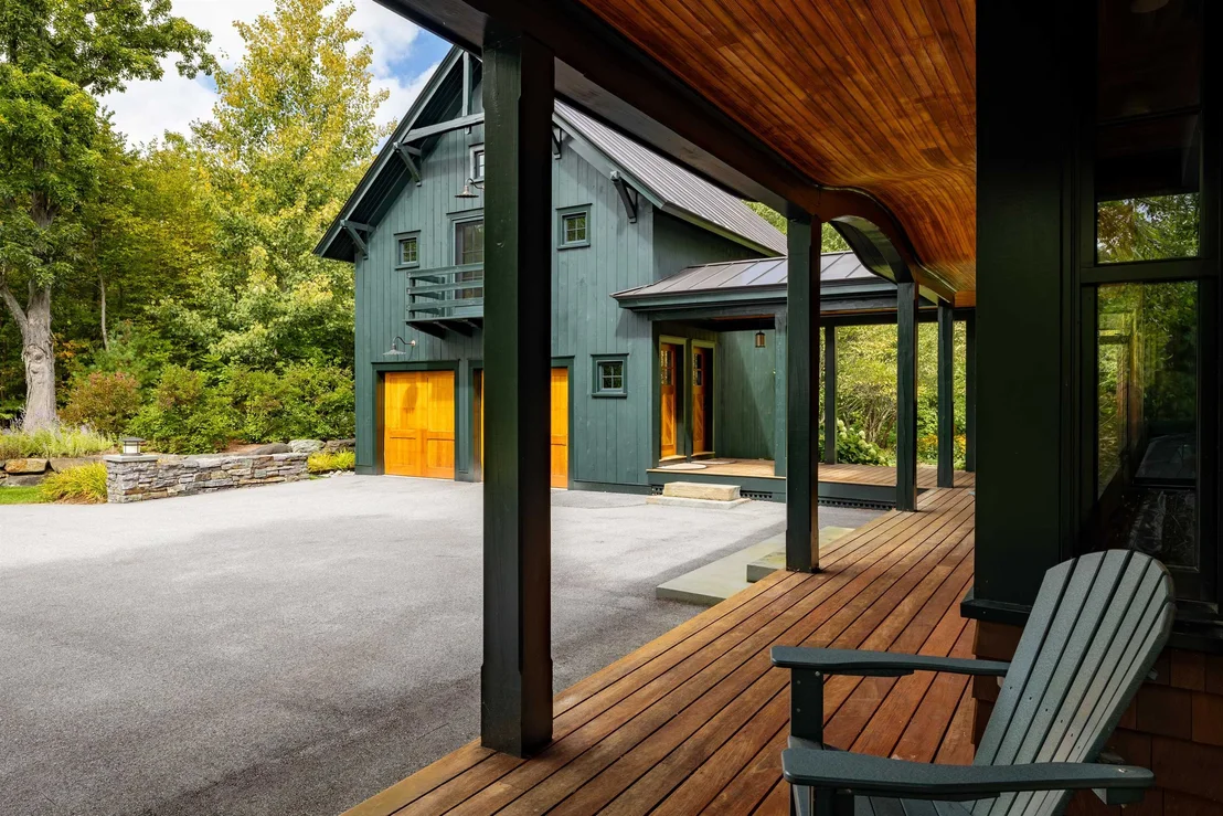 Photo of 422 Shagbark