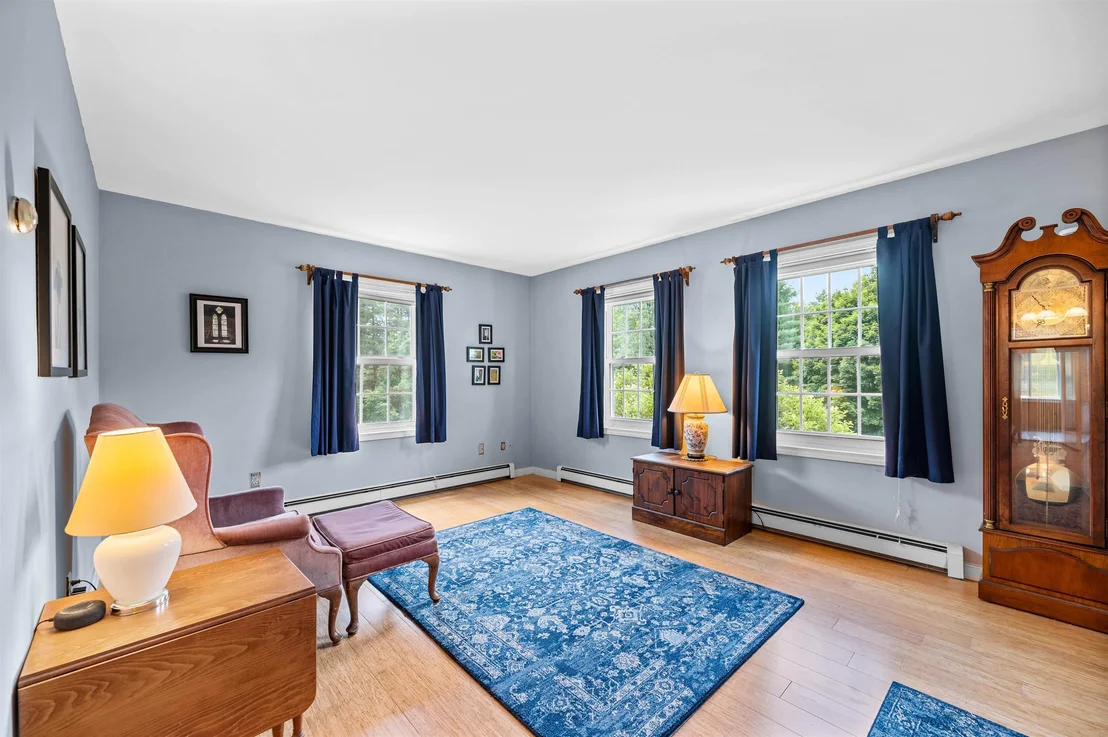 Photo of 2323 Snowbridge