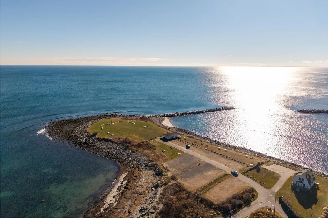 Photo of 1643 Ocean