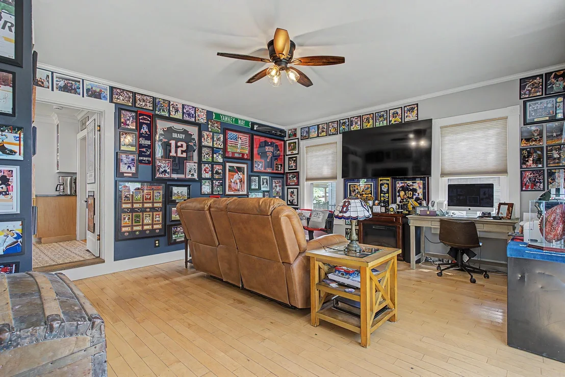 Photo of 138 Broadway