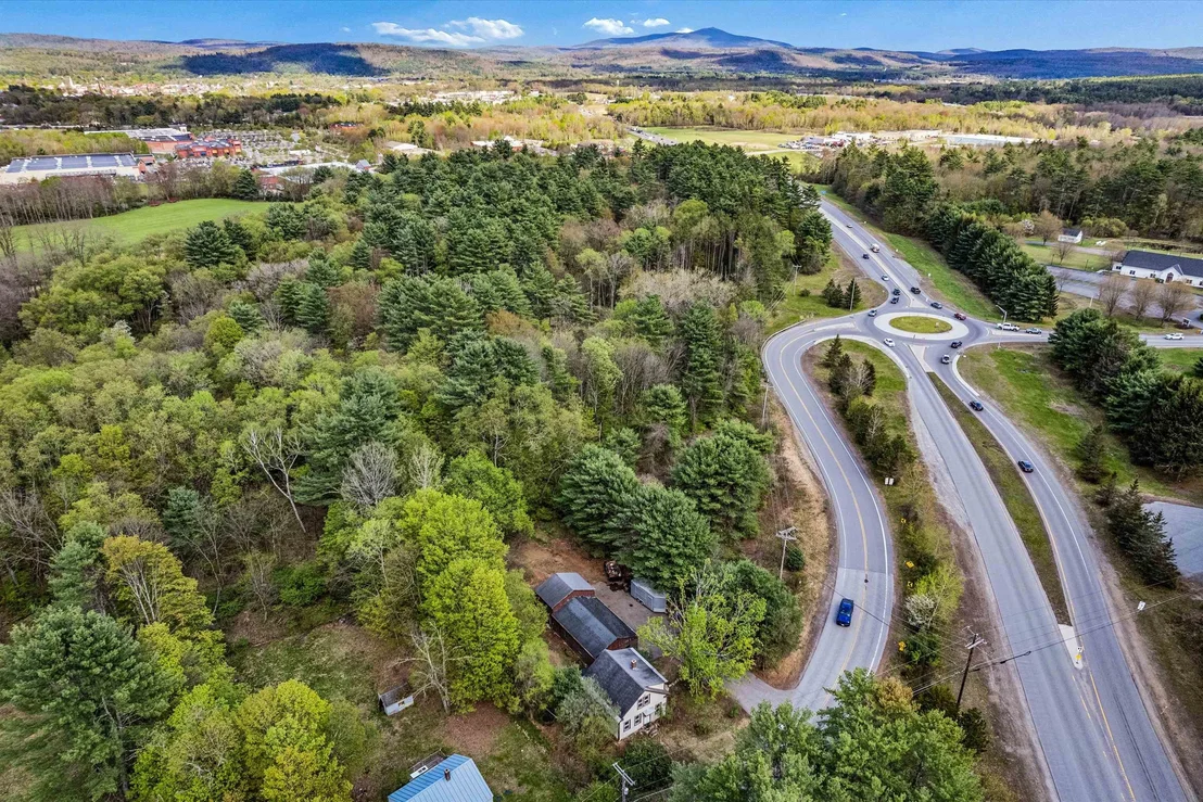 Photo of 52 Base Hill