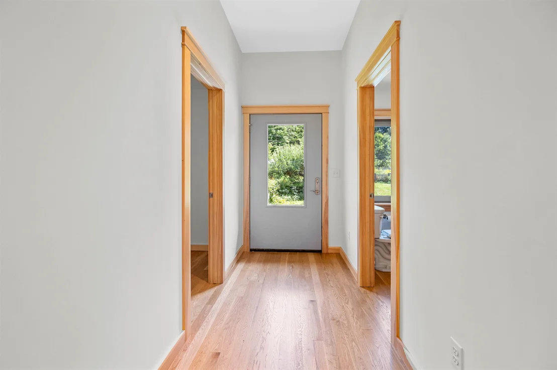 Photo of 520 Collar Hill