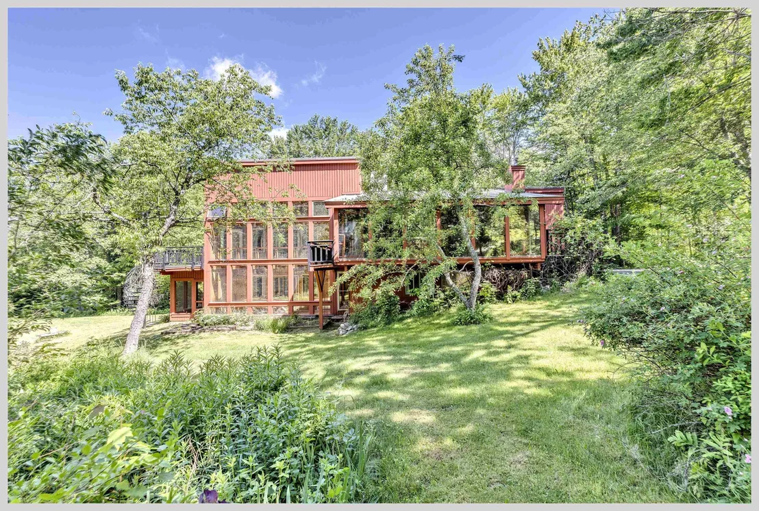 Photo of 206 River
