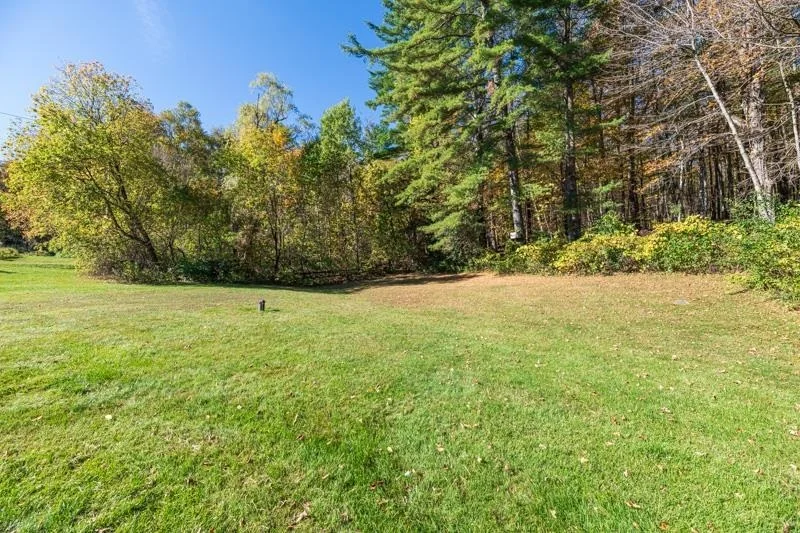 Photo of 1731 Three Maple