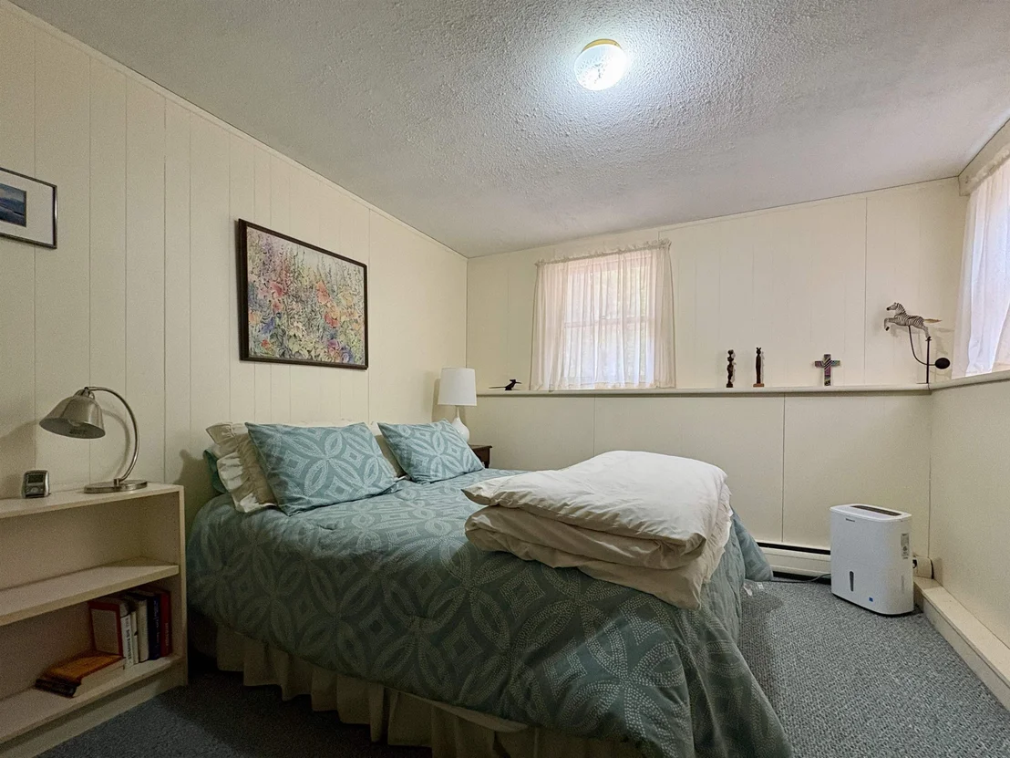 Photo of 301 Neal