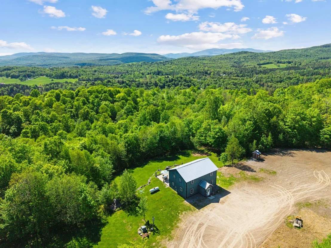 Photo of 559 Valley View