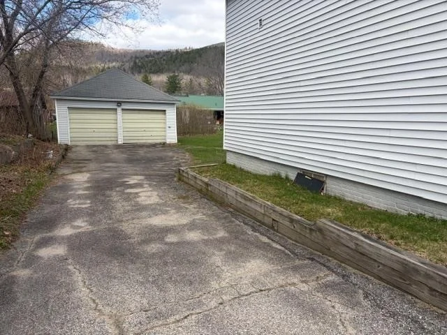 Photo of 9 Mcfarland