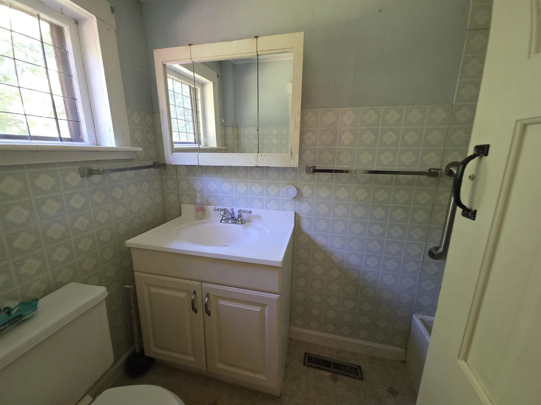 Photo of 139 Pleasant Valley